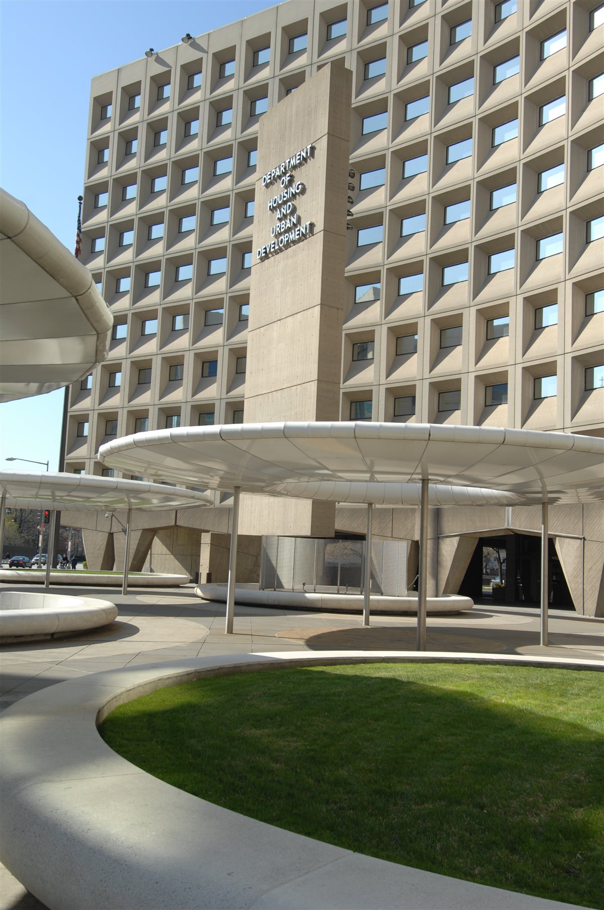 Federal headquarters where contractor teams monitor shutdown funding guidance