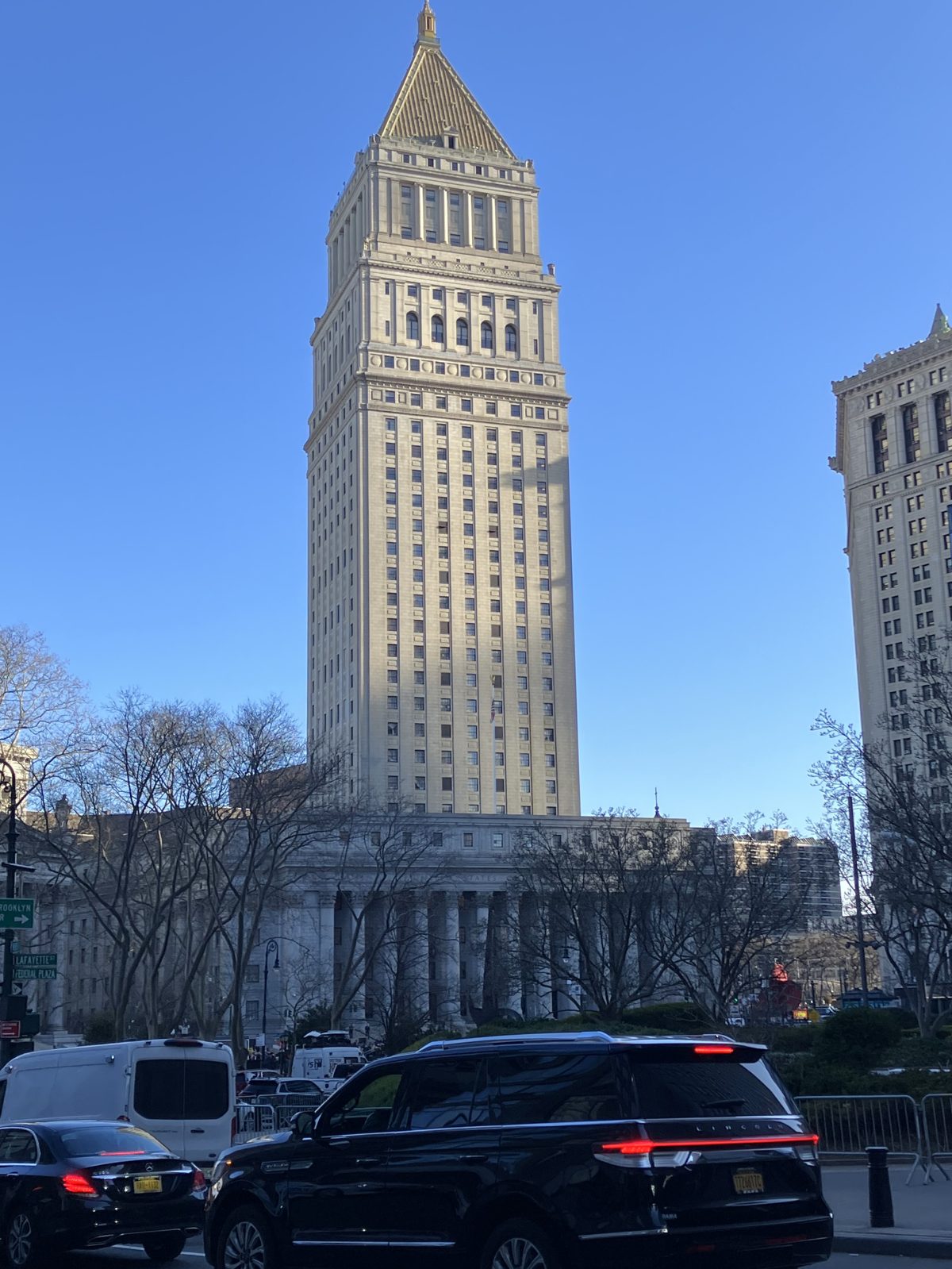 Federal courthouse exterior for federal courts during government shutdown planning