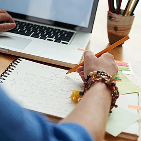 Financial aid planning meeting for student loans government shutdown preparation